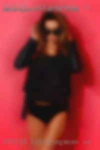 LottyHagaman bar naked